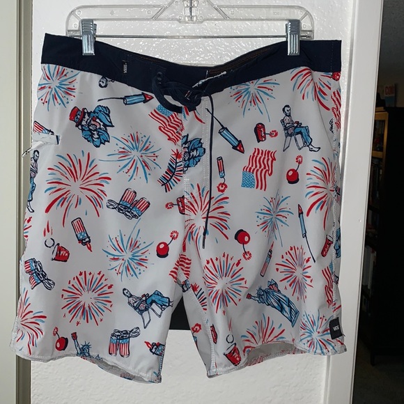 VANS Stars & Stripes Board Shorts - Picture 1 of 7